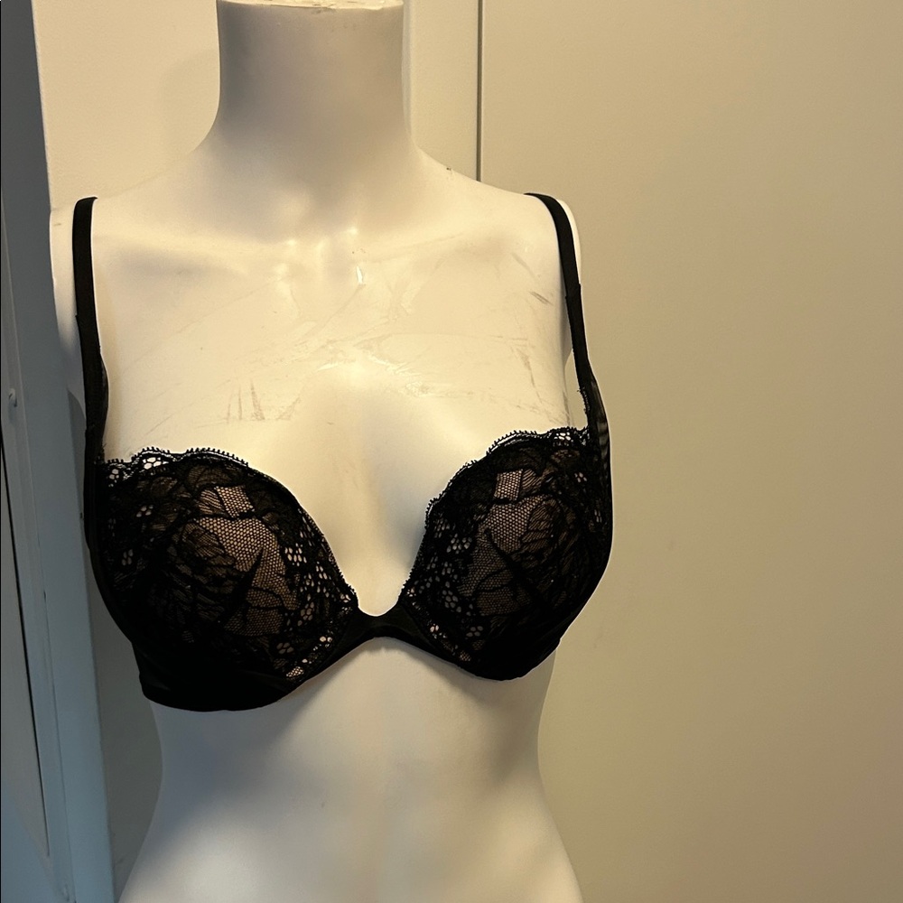 Victoria's Secret Black Lace Plunge Bra
